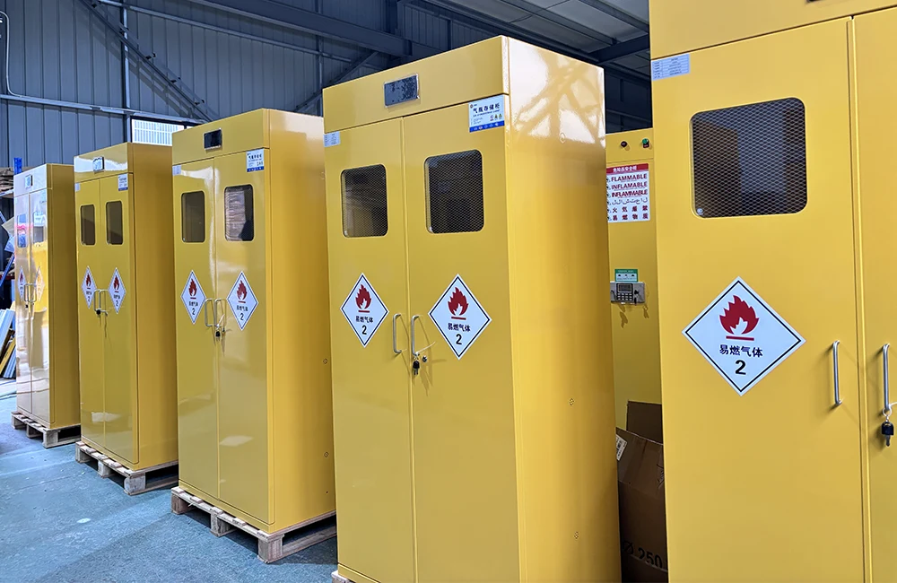 Mengapa bahan kimia memerlukan kabinet keselamatan profesional?